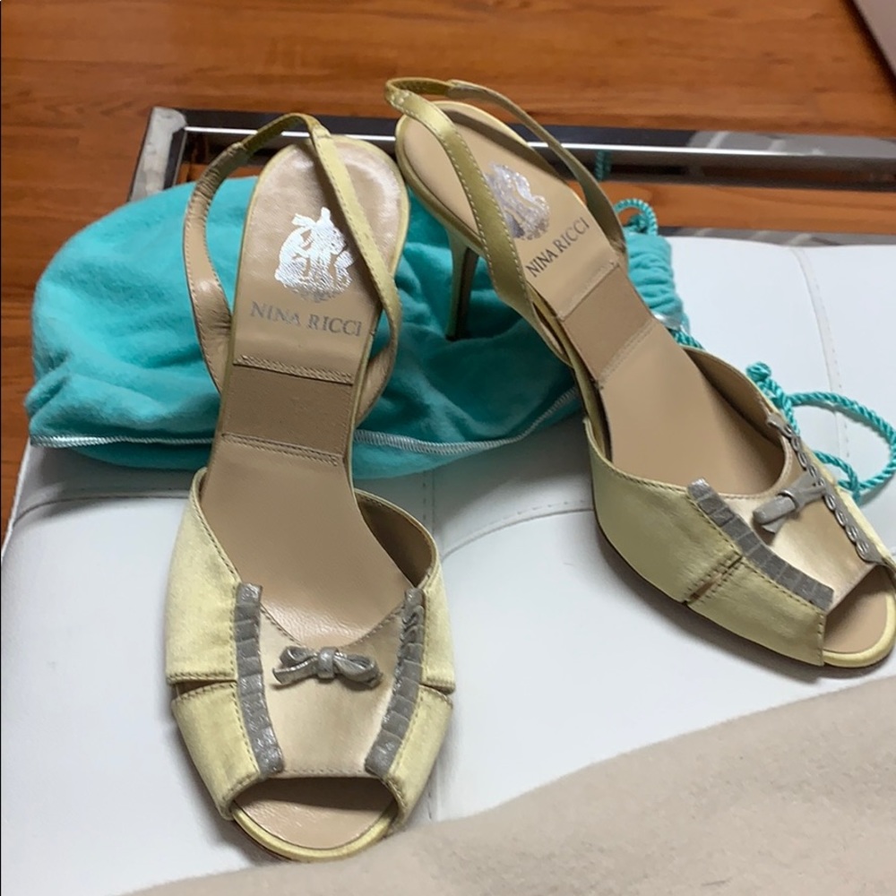 Nina Ricci size 37.5